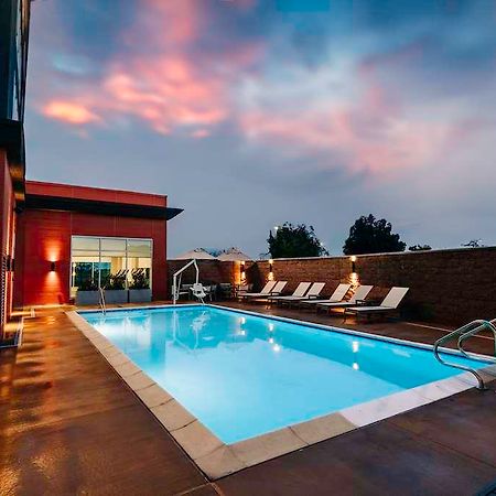 Hyatt Place Sacramento International Airport ภายนอก รูปภาพ